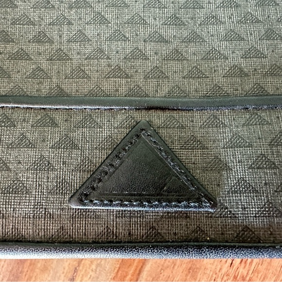 Liz Claiborne Black triangle purse Vintage 1984 1985 excellent condition - Picture 7 of 17